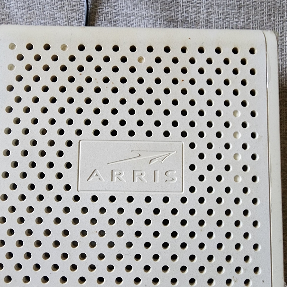 Arris SURFboard SB6183 DOCSIS 3 Modem